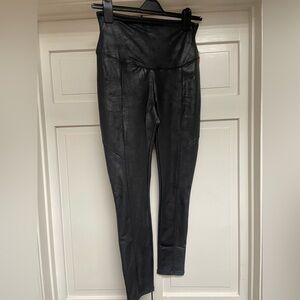 Brand new with tags Yummie brand faux leather leggings in slate grayish/black.